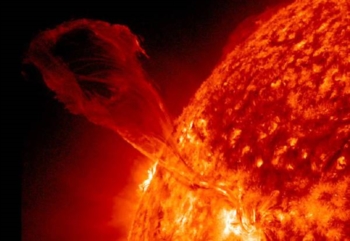 Una super tempesta solare è inevitabile. Appello degli esperti ai governi, servono contromisure