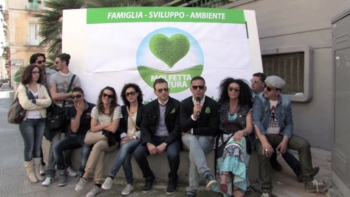 Mariano Caputo e ''Molfetta Futura'' nella giornata del Flash mob 